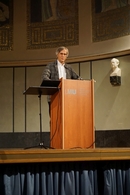 Dr. Peter Hanser-Strecker vertritt den Verlag Schott Music